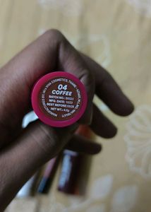 Lip Essential Combo