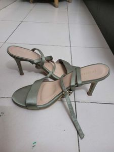 Forever 21 Olive Green Pencil Heel