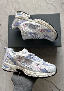 New Balance  530