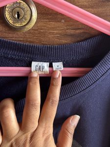 Gap Sweatshirt