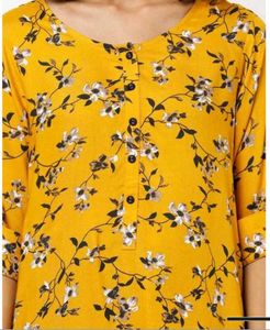 Avaasa Floral Print High-Low Kurti