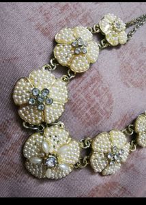 White Pearl Necklace And Earrings Set