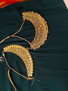 Elegant Gold Necklace