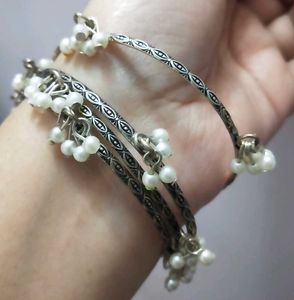 Pearl Silver Bangles - Set of 4