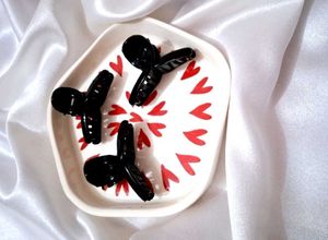 5 Black Korean Claw
