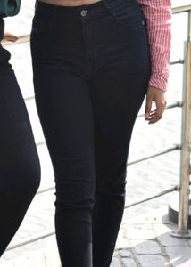 ❤️Super High Waisted Black Jeans❤️