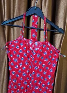 Beautiful Floral Dress Size 40 Inches