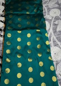 Traditional Saree Green With Gold Zari Pallu