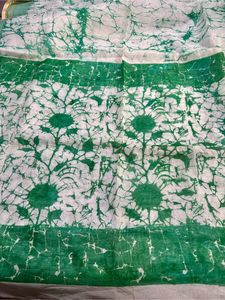 Combo -2 Sarees At 600/- Blue And Green.