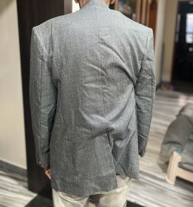 🧥 Classic Grey Men’s Blazer