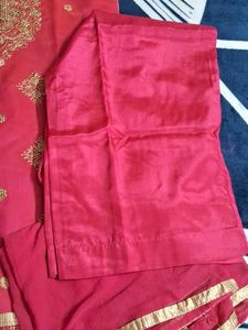 Elegant Pink Embroidered Kurta