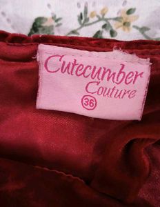 new without tag beautiful ❤️ gown