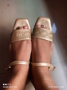 Aurelia Gold Sandals - Size 7