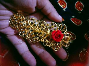 Gold Floral Hair Clip