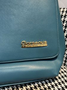 New 🆕 Sling Bag 💼
