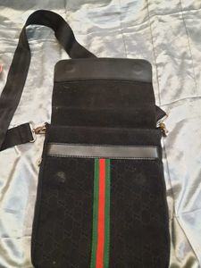 Gucci Messenger Bag