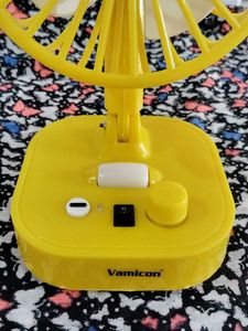 Cute Yellow Mini Fan - Rechargeable❤️