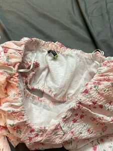 Floral Ruffle Off-Shoulder Crop Top