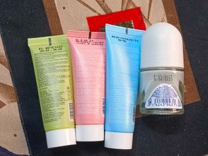 Combo Dot &amp; Key And Nivea
