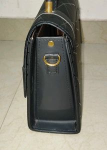 Elegant Handbag