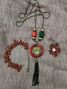 Necklace Set