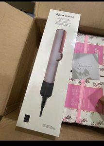 Dyson Air Straight New With Tag