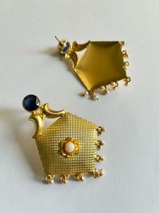 Golden Tops/Earrings
