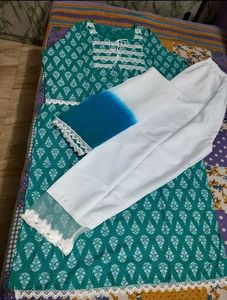 Women Kurti Trouser Dupatta Set