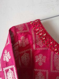 Beautiful Mirror-Worked Pink Kurta