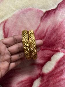 beautiful gold tone bangles