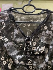 Therebelinme Flora Print Bell Sleeves Tops