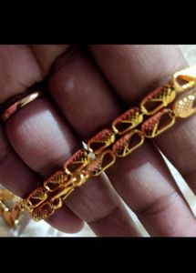 Elegant Gold-Tone Chain Necklace