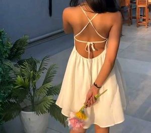 Women&#39;s White Backless Mini Dress