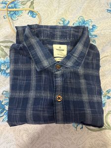 Men Wrogn Causual Shirt(L Size)