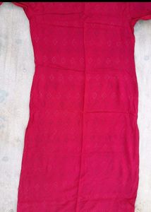 Combo Of 4 Kurtis +freebie