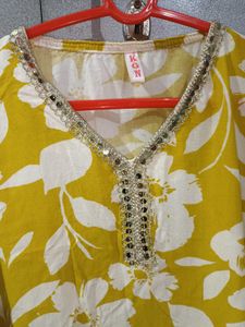 Floral Print Embellished Top