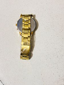 Man  Golden willande Beautiful Watch