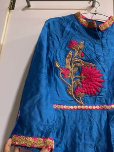 Elegant Blue Embroidered Kurta