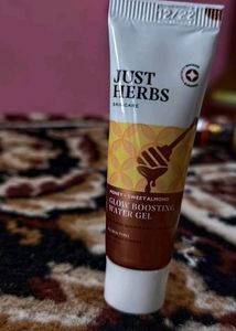 Combo... With Bag Free Gift Hurry Up Gys..Combo Offer Specially For U.......Non Sticky Cream BOROPLUS and JUSTB