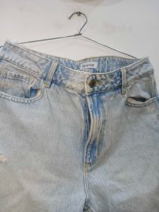 Distressed Bershka Jeans