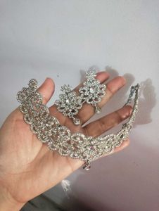 White Stone Jewellery Set