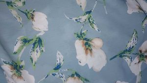 Trendy Floral Feminine Top