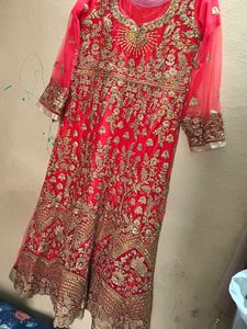 ❣️❣️tomato Red &amp; Gold heavy frock with heav