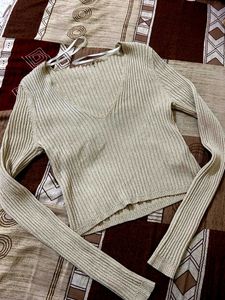 Full Sleeves Fitted Top