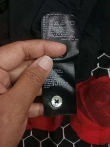 H&amp;M Men&#39;s Black Tshirt XXL