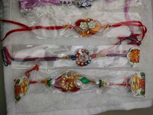 8 pcs Rakhi for Brothers