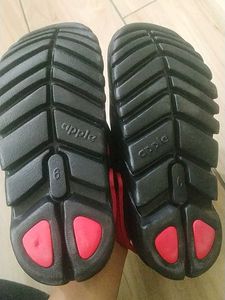 Black and Red &#39;Cross&#39; Clogs