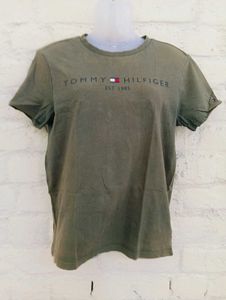 Authentic Tommy Hilfiger Casual T-shirt