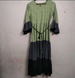 Elegant Tiered Maxi Dress