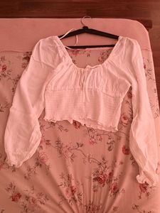 Cute H&M Top With Long Sleeves